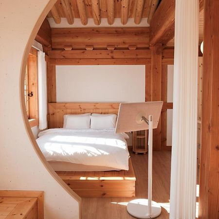 Hanok Stay Da-Ga-Gam Гиеонгджу Екстериор снимка