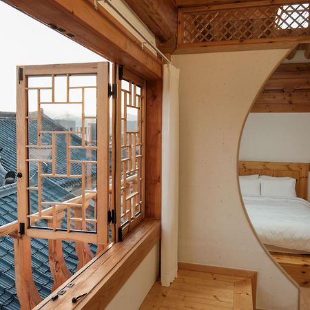 Hanok Stay Da-Ga-Gam Гиеонгджу Екстериор снимка