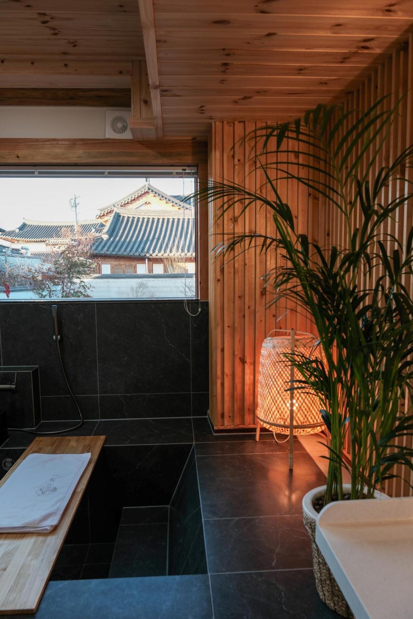 Hanok Stay Da-Ga-Gam Гиеонгджу Екстериор снимка