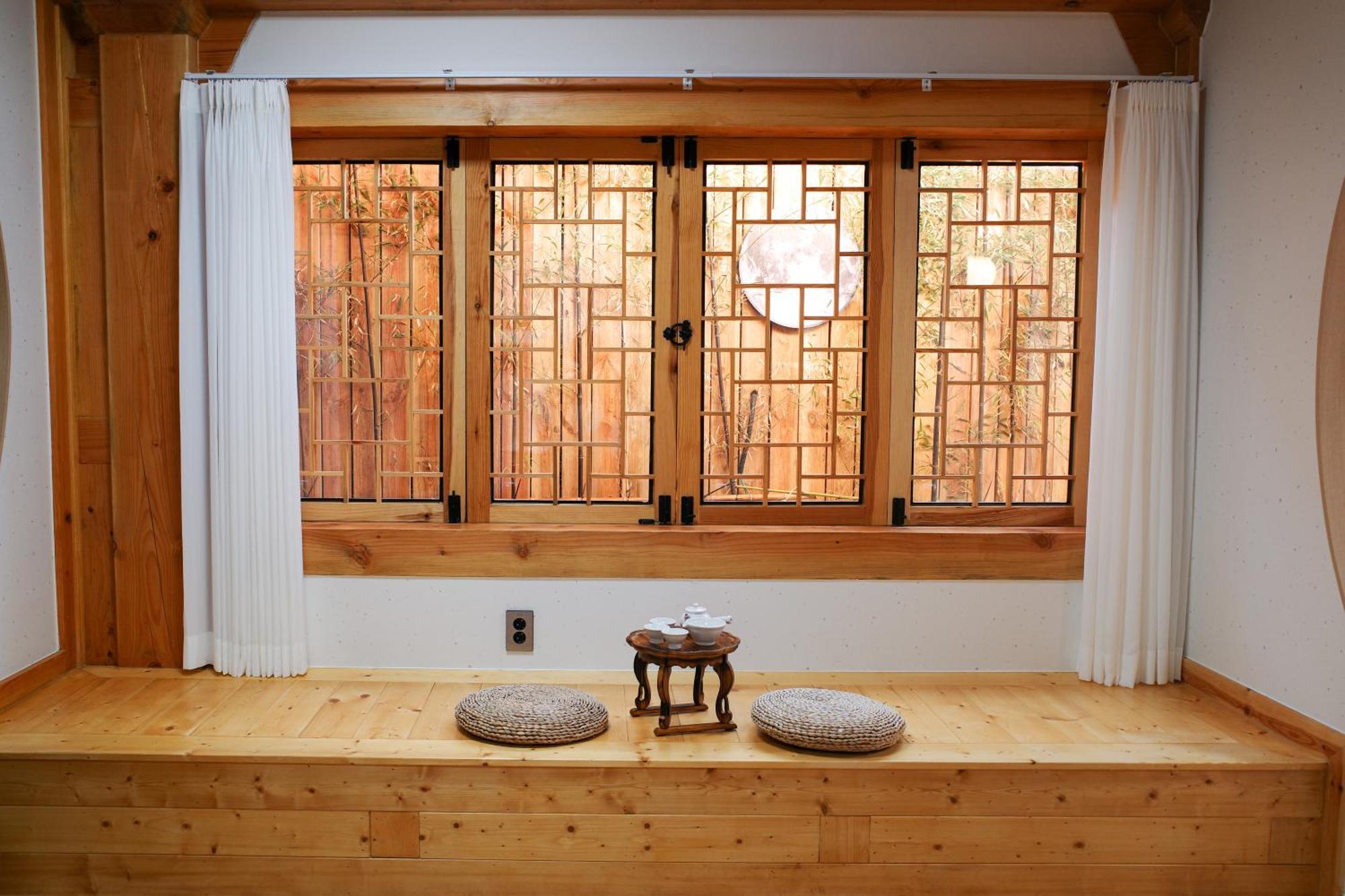 Hanok Stay Da-Ga-Gam Гиеонгджу Екстериор снимка