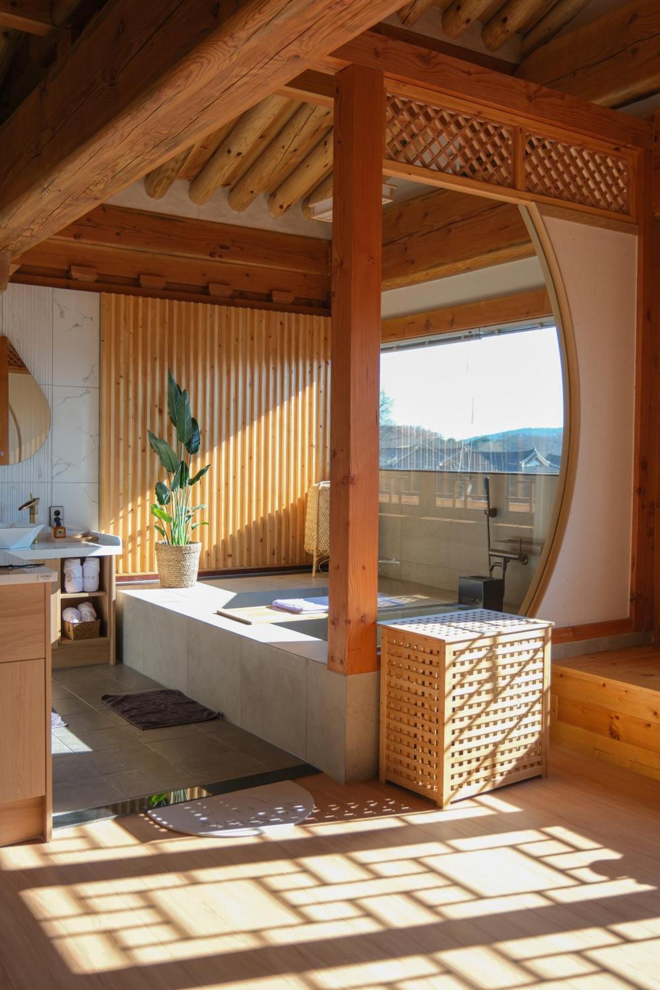 Hanok Stay Da-Ga-Gam Гиеонгджу Екстериор снимка